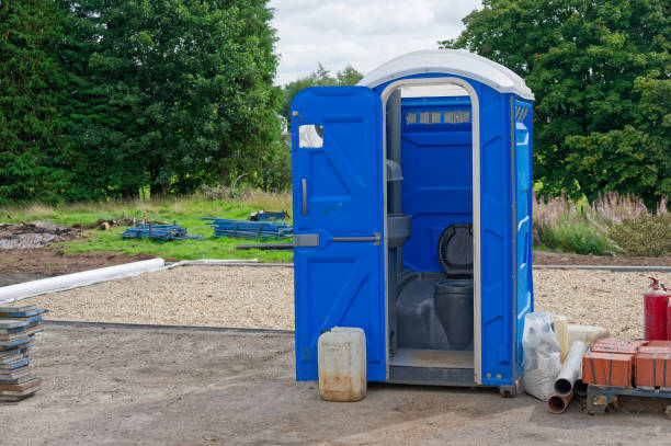 Best Portable Restroom Setup and Delivery  in Northwoods, MO